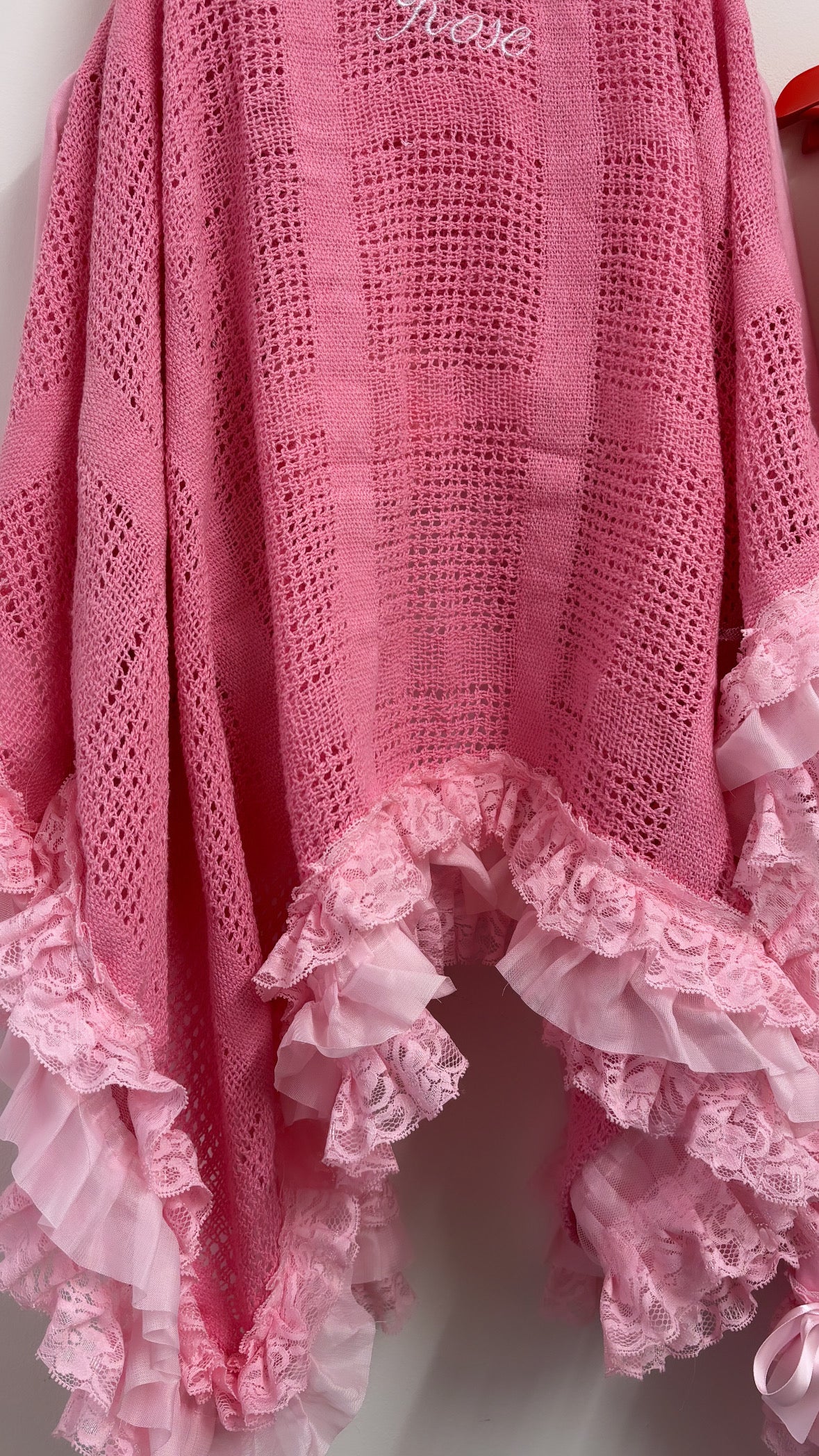 PERSONALISED PINK FRILLY CELLULAR BLANKET 2-4 WEEKS