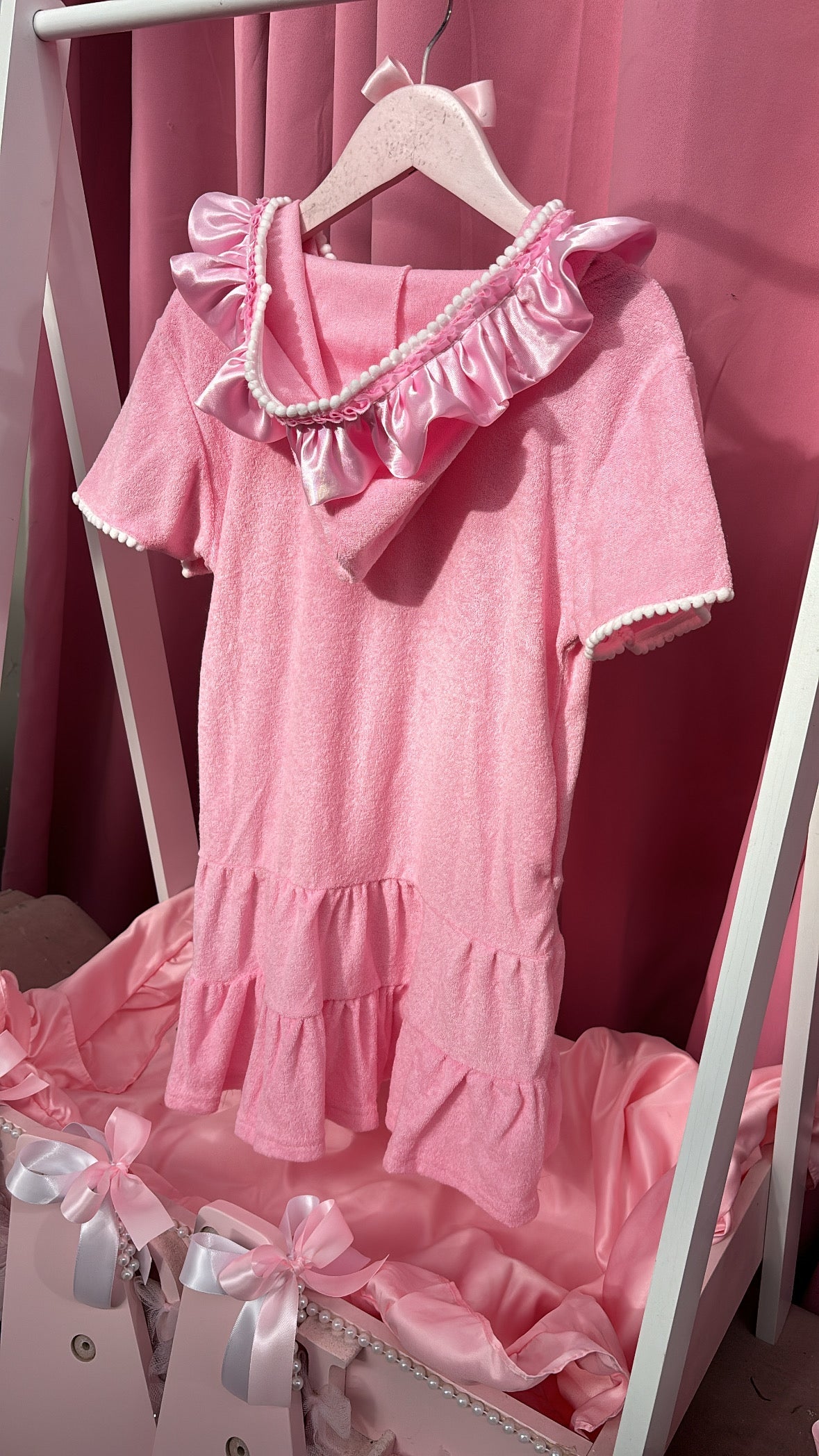 4–5 YEARS PINK SATIN FRILL GIRLS BEACH HOLIDAY COVER UP (READY TO PERSONALISE IMMEDIATE DISPATCH)