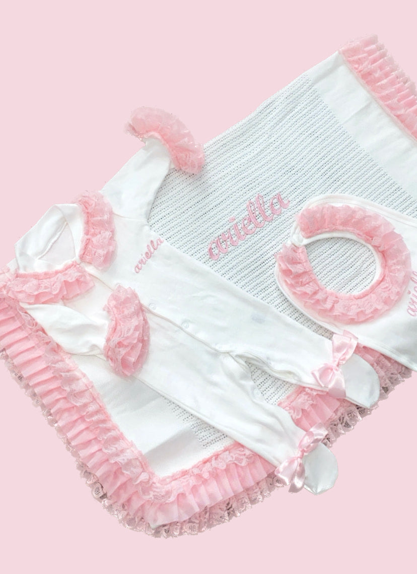 PERSONALISED PINK FRILLY CELLULAR BLANKET 2-4 WEEKS