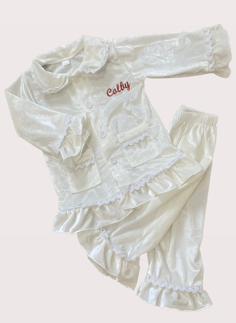 WOMENS/GIRLS WHITE VELVET CHRISTMAS PERSONALISED PYJAMAS (10-20 WORKING DAYS)