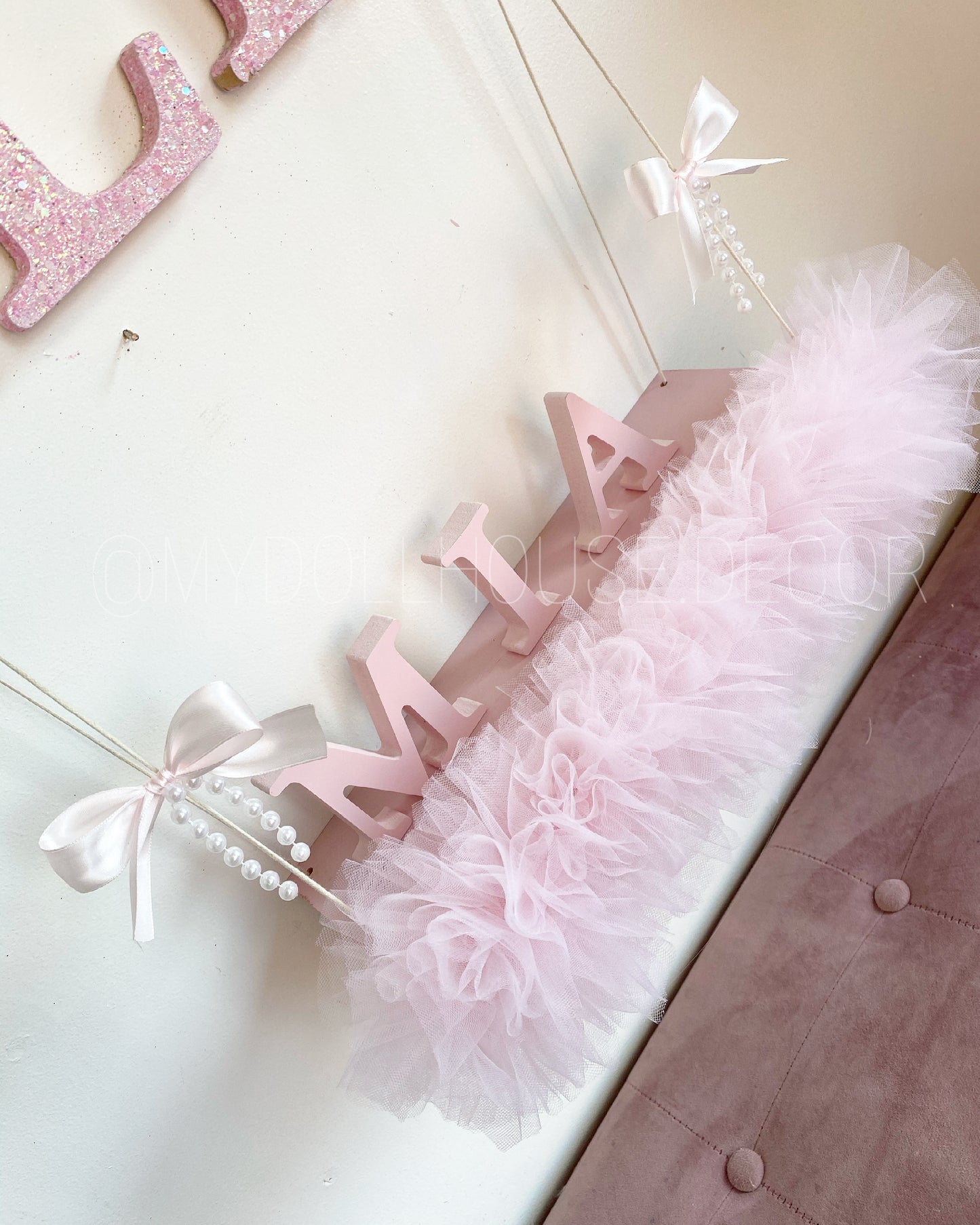 TUTU SHELF 2-4 WEEKS