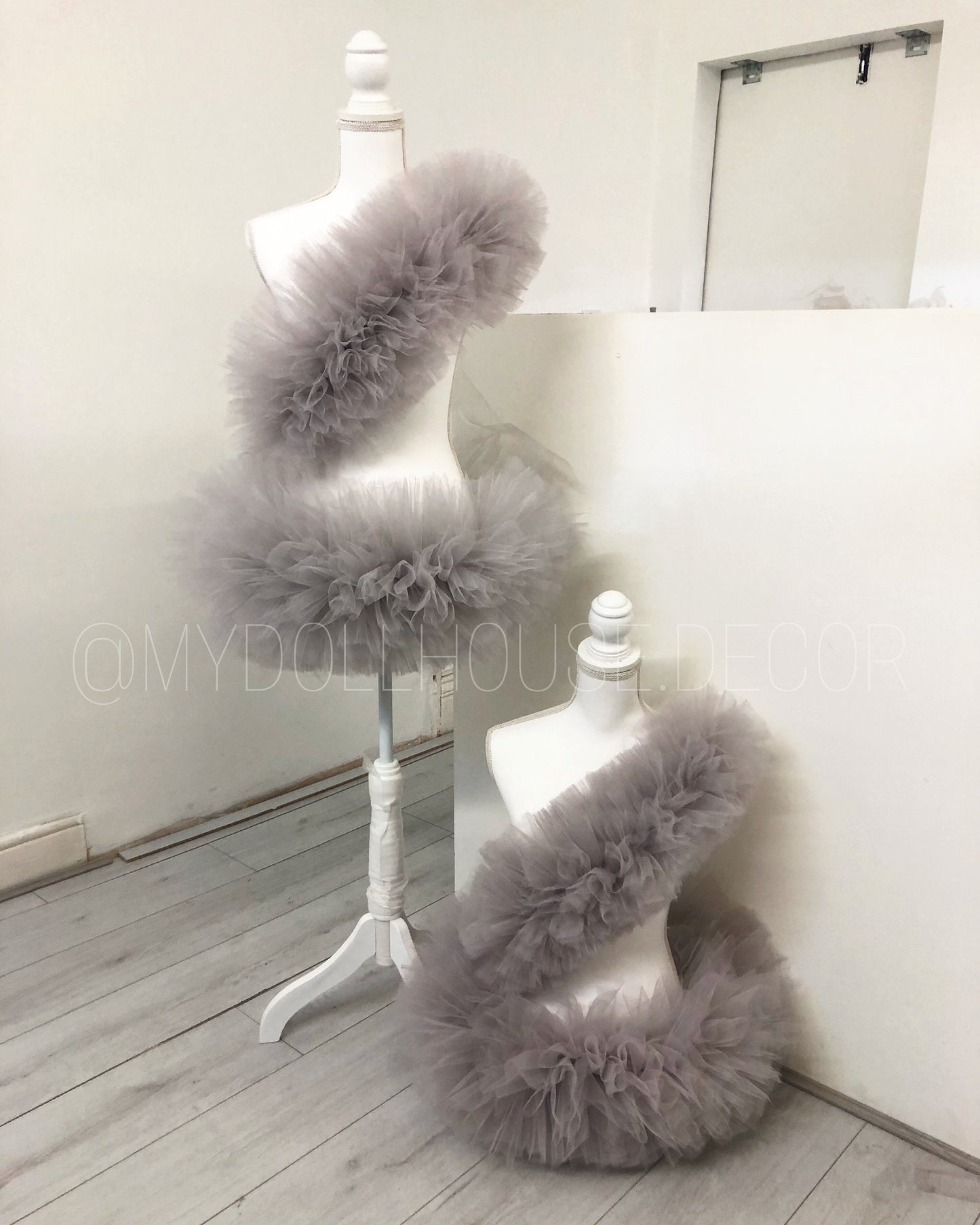 TUTU MANNEQUIN 2-4 WEEKS
