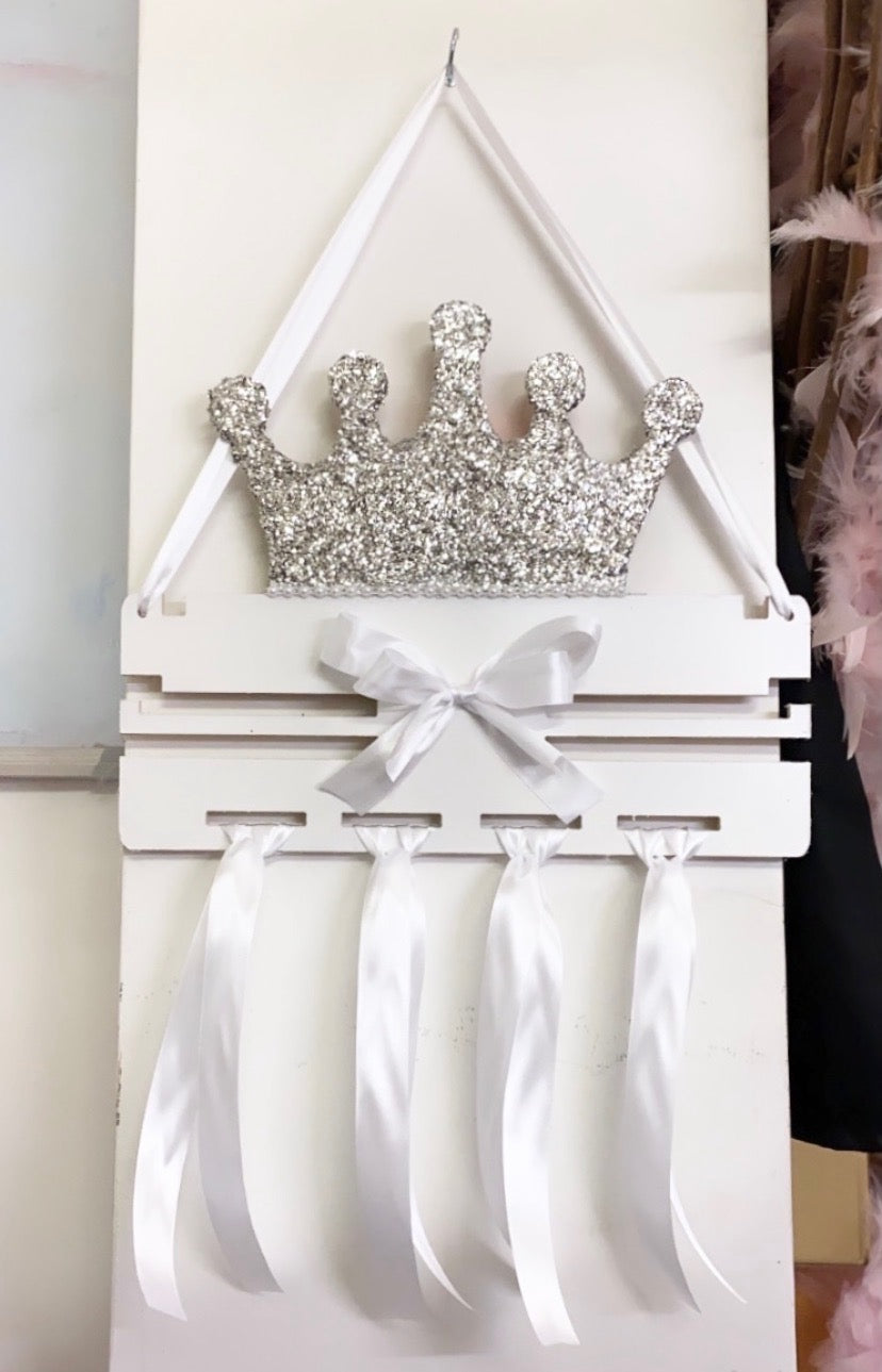 CROWN BOW AND HEAD BAND HOLDER 2-4 WEEKS