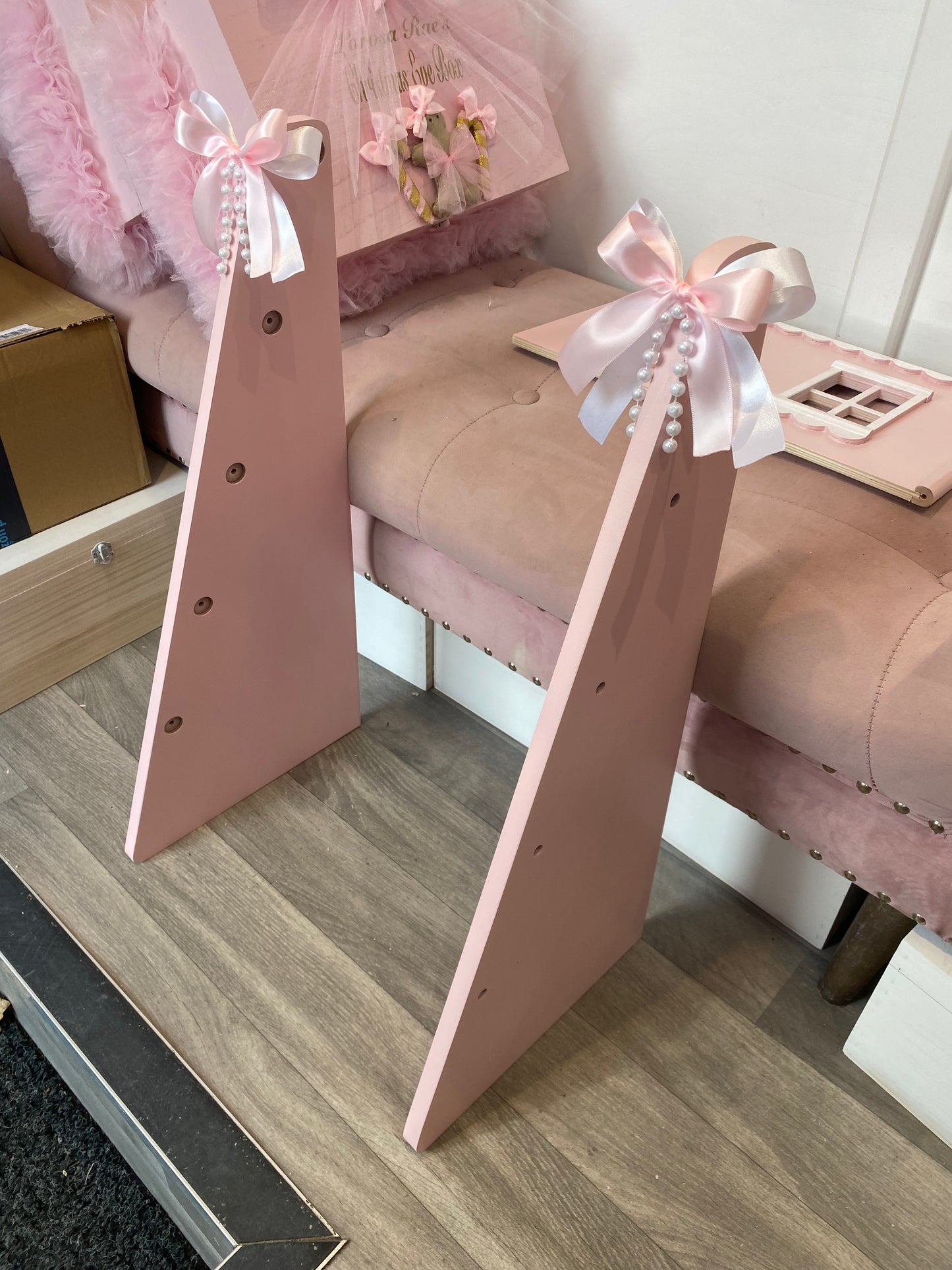 Children's Bookcase 2-4 WEEKS