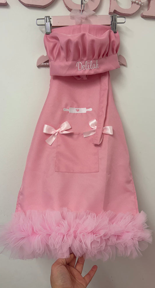 CHILDREN'S PERSONALISED CHEF HAT & APRON  2-4 weeks