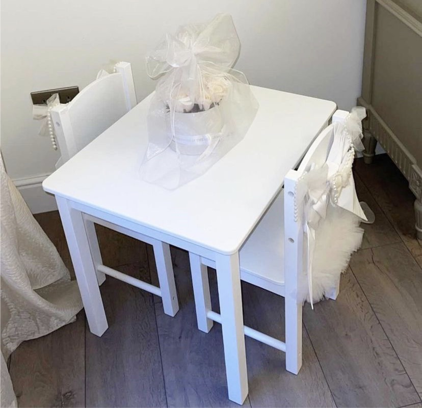 BOW & BUTTERFLY CHILDREN'S TABLE AND CHAIRS SET 2-4 WEEKS