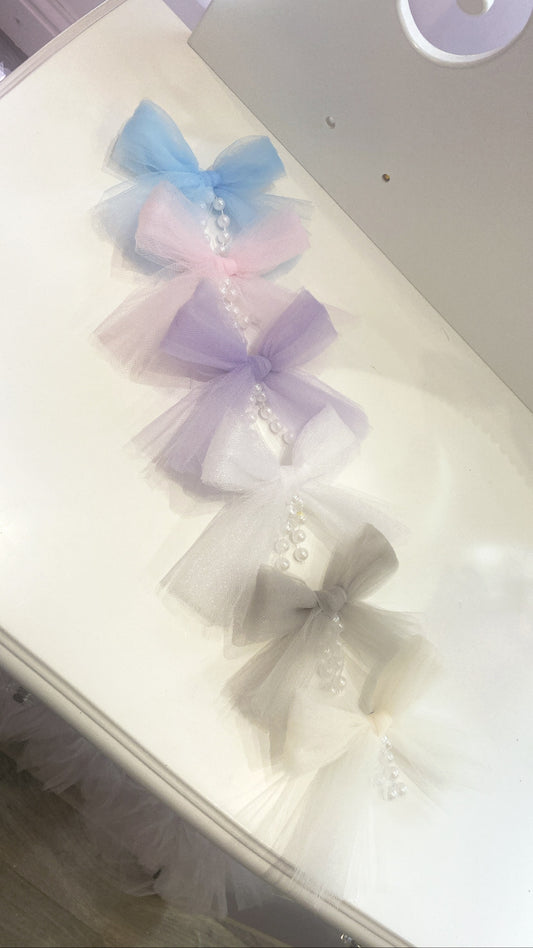 TUTU BOW PEARL CLIP - 1 WEEK